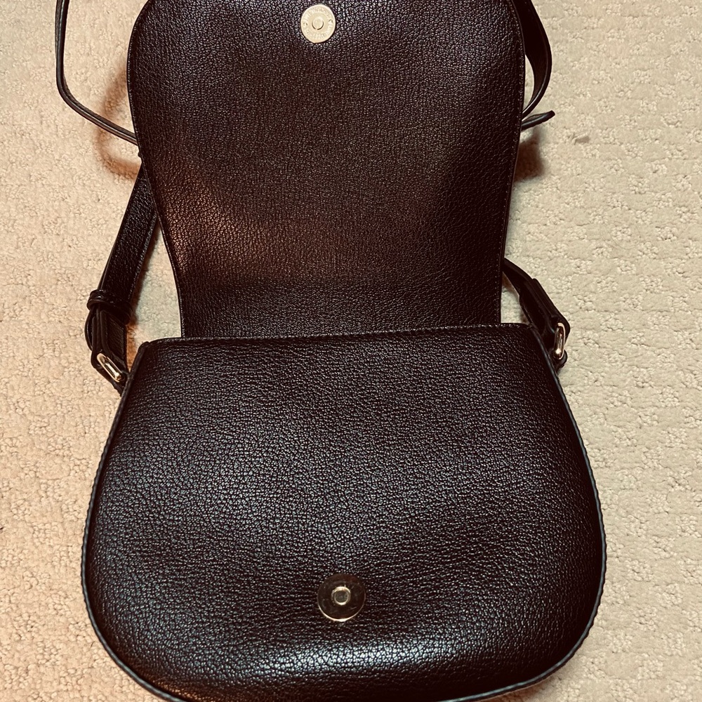 Cross Body Purse - Picture 5 of 6